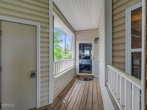 3rd image of 1115 Turtle Creek Road #E