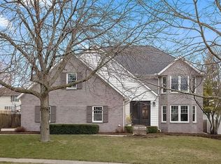 2701 Park Ridge Rd, Bloomington, IL 61704