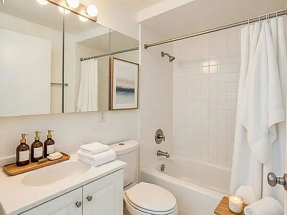 5th image of 1425 York Ave APT 2B