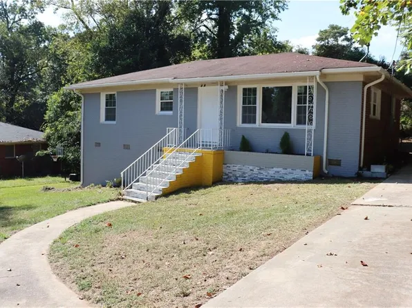 2458 Tredway Dr, Macon, GA 31211