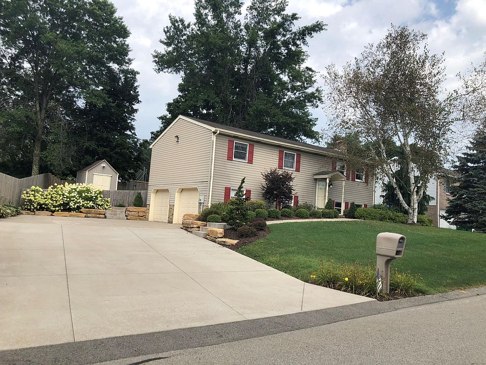 2nd image of 109 Rembrandt Dr
