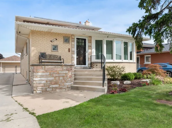4600 W 101st St, Oak Lawn, IL 60453