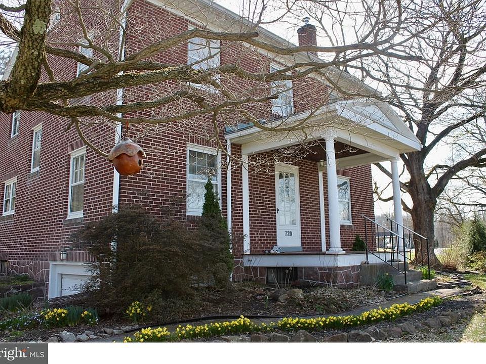 1st image of 720 Cameron St
