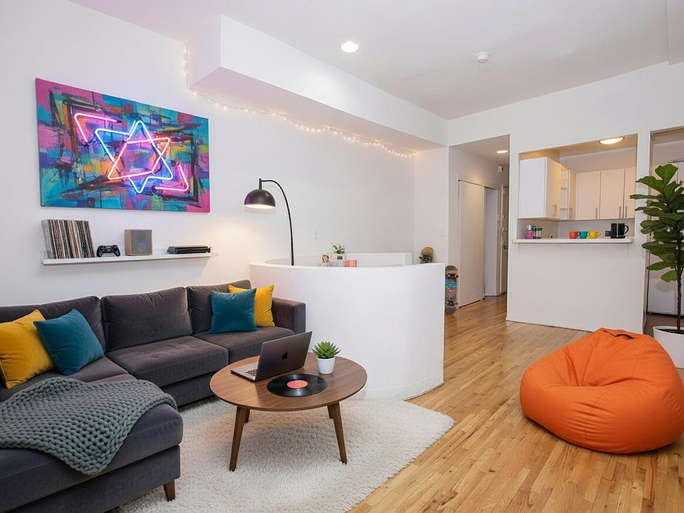 1st image of 220 E 25th St APT 1D