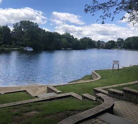 4th image of 54 Deer Point Dr