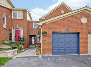 1070 Lindsay Dr, Oakville, ON L6M3B5