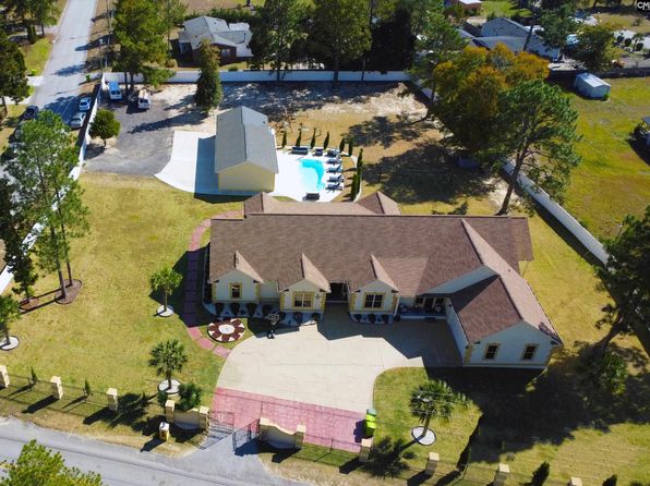 224 Robin Hood Rd, Elgin, SC 29045
