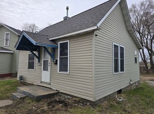 2006 Lafayette St, Waterloo, IA 50703