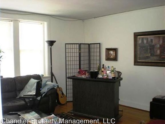 3rd image of 833 Shirley Ave APT 3