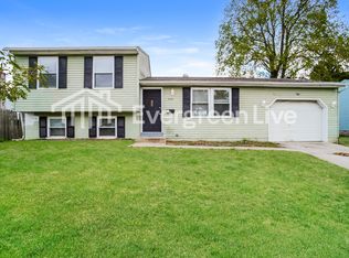 4570 Reinbeau Dr, Columbus, OH 43232