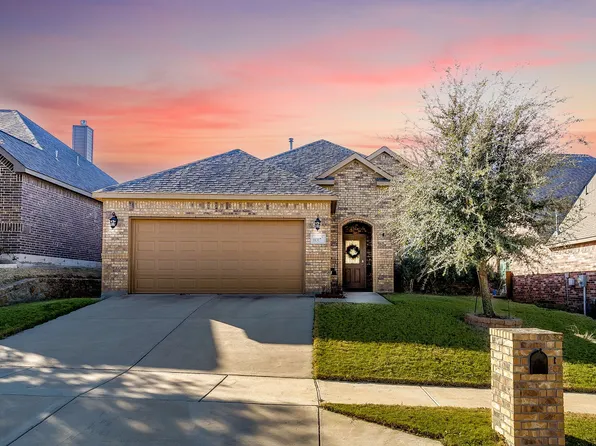 11317 Denet Creek Ln, Fort Worth, TX 76108