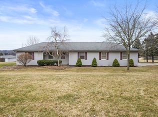 320 S Truhn Rd, Fowlerville, MI 48836