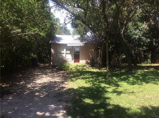 706 W 2nd St, Kyle, TX 78640