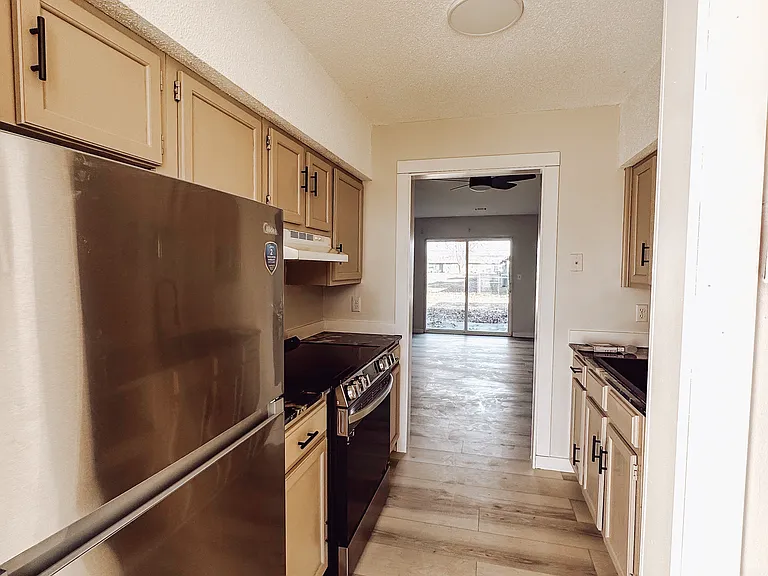 500 North Cline Rd Apartments — Photo 16