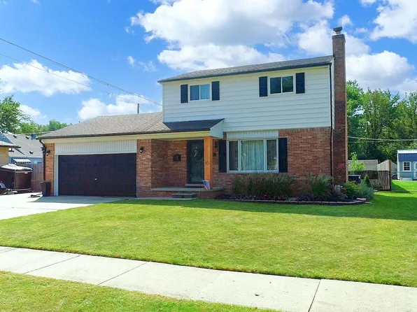 21116 Gordon Rd, Saint Clair Shores, MI 48081