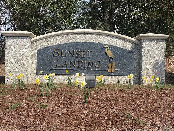 2nd image of 432 Sunrise Ct
