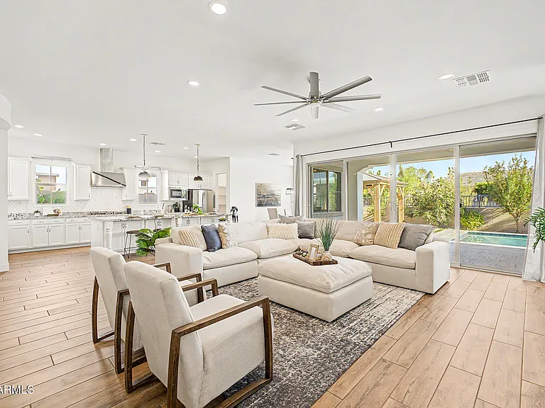 2083 E Scorpio Pl — Photo 11