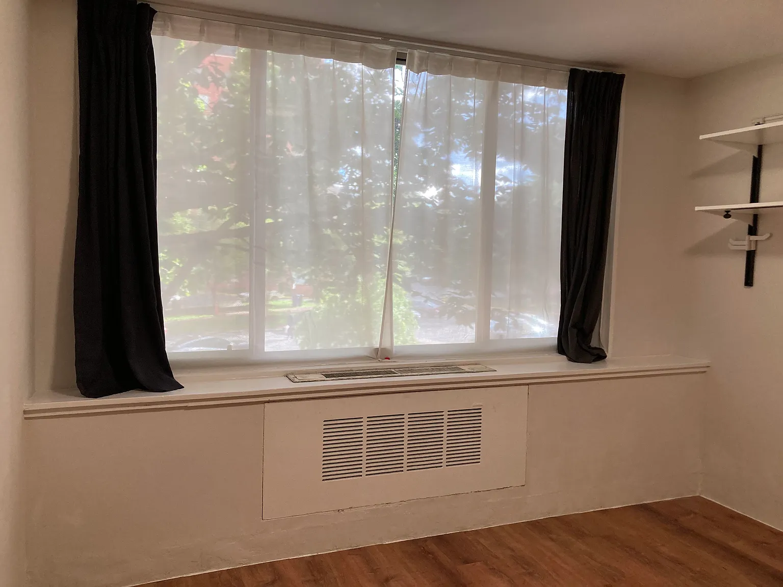 2 bed, 884 sqft, $2,950 — Photo 3