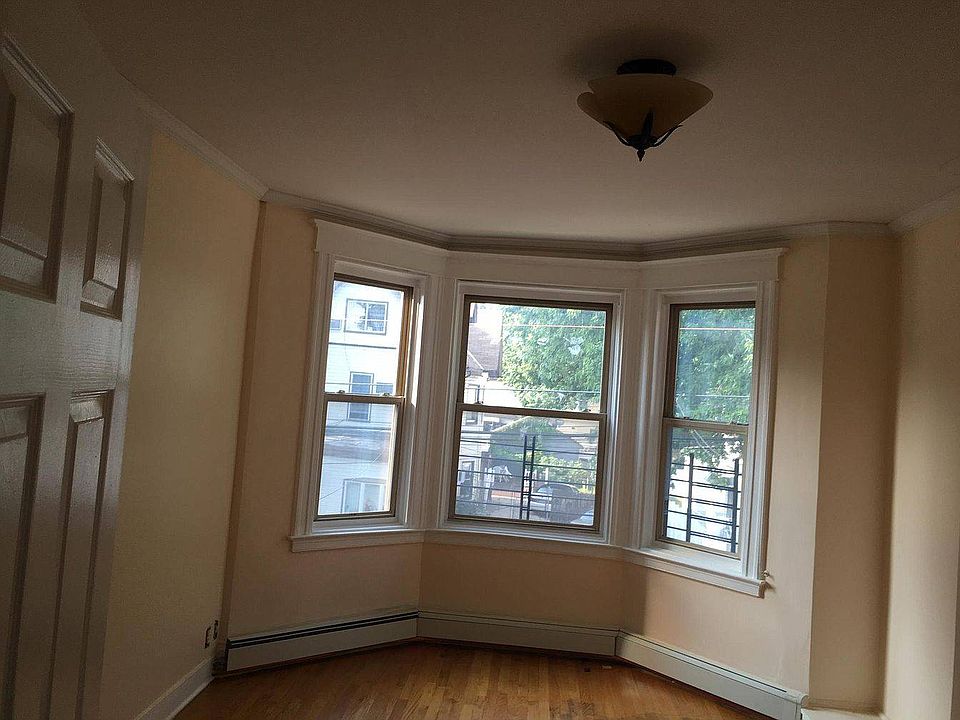 1st image of 91-13 87th St Floor 2