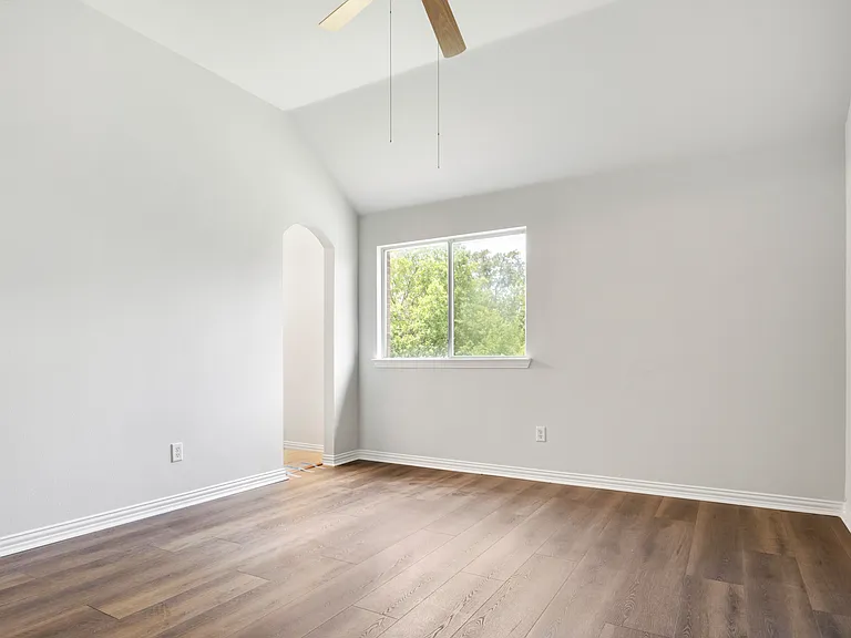 135 Springtree St — Photo 21