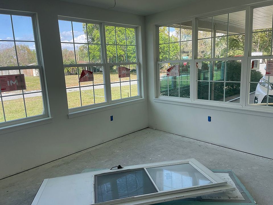 2nd image of 104 Temple Dr