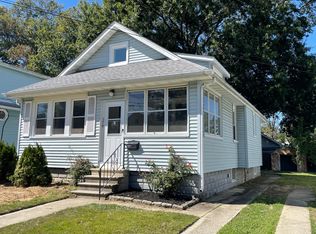 57 E Collingswood Ave, Oaklyn, NJ 08107