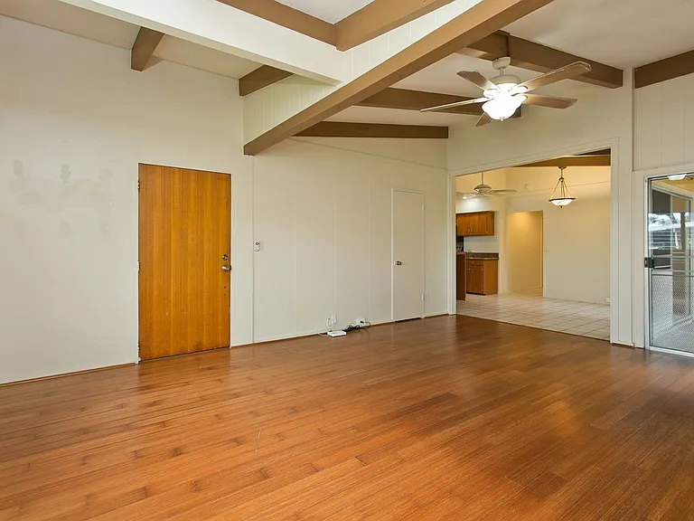 523 Iliaina St — Photo 7