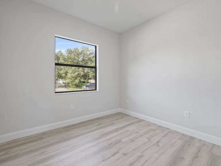 4460 29th St SW — Photo 14
