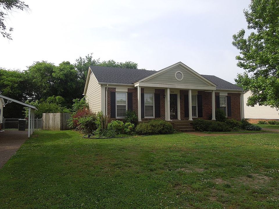 1st image of 933 Harpeth Bend Dr