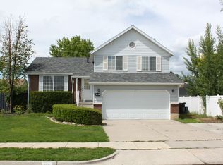 469 E 1700 S, Kaysville, UT 84037