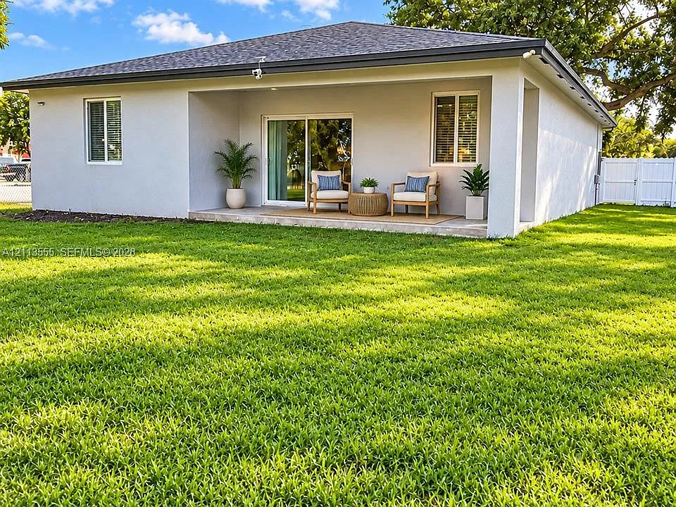 104 NW 31st Ave