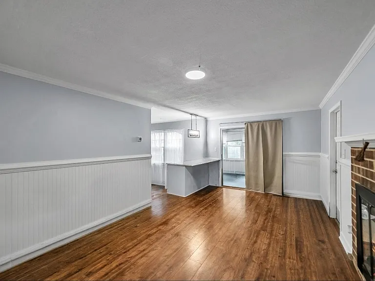 4760 Marlborough Dr — Photo 30