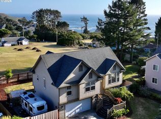 17334 W Blueberry Dr, Brookings, OR 97415