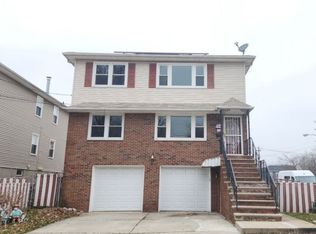 1135 E Henry St, Linden, NJ 07036