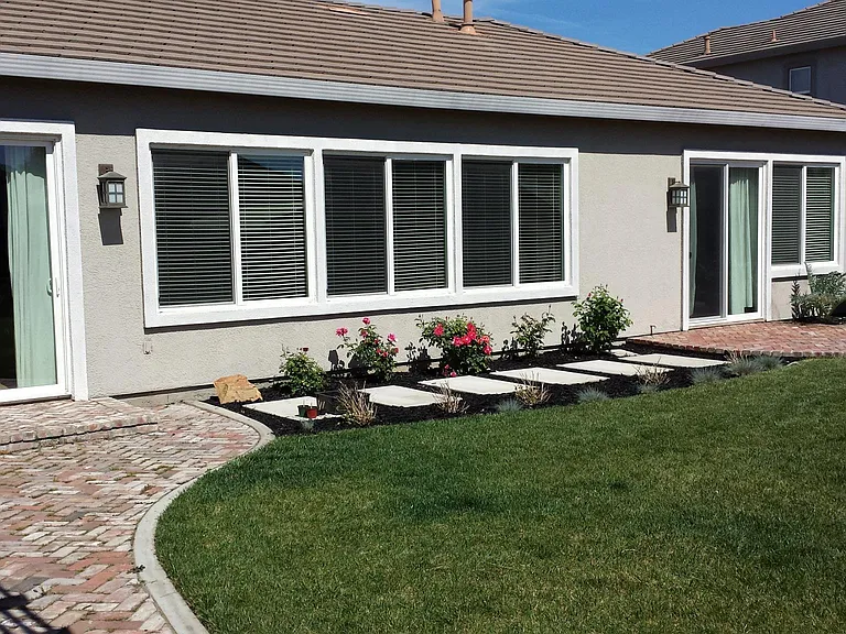 690 Bodeson Ct — Photo 11