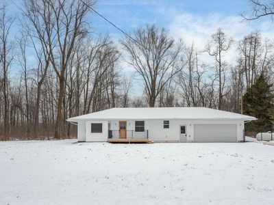 69302 42nd Ave, Covert, MI, 49043