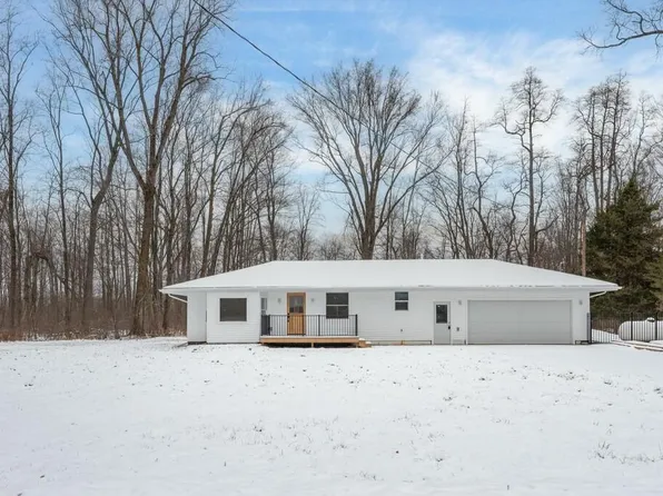 69302 42nd Ave, Covert, MI 49043