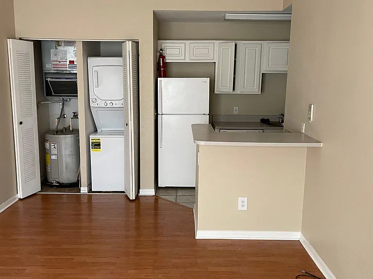 13703 Richmond Park Dr N #2806 — Photo 2