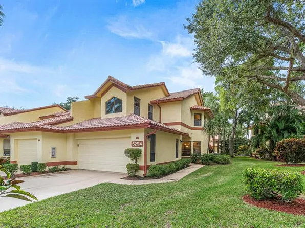 5294 10th Fairway Dr APT 4, Delray Beach, FL 33484