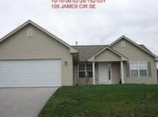 105 James Cir SE, Poplar Grove, IL 61065