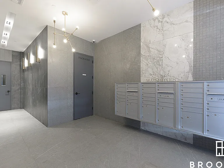986 Rogers Ave #3C — Photo 10