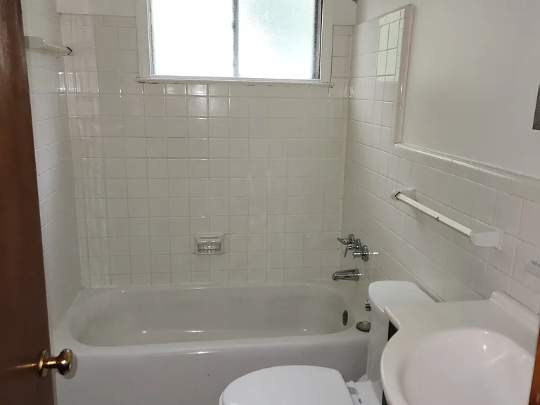 1161 Elkwood Cv — Photo 21