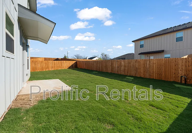 106 Levi Ct #1 — Photo 23