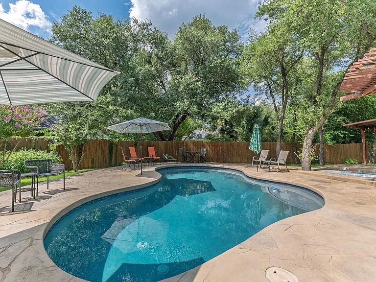 8908 Pepper Rock Dr — Photo 37