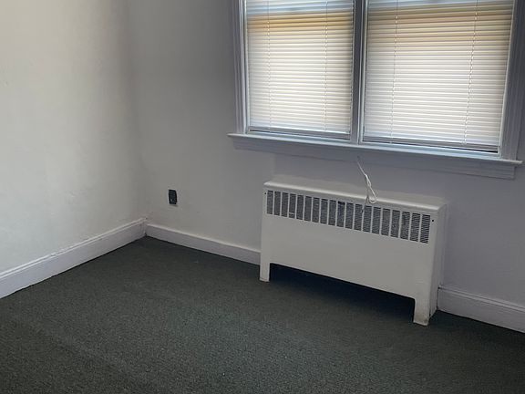 4th image of 523 N 55th St #A