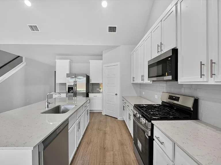 713 Summerberry Dr — Photo 27