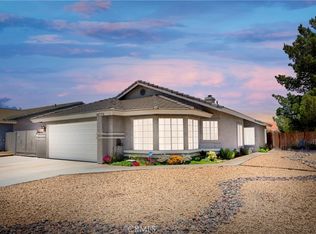 14770 Crofton Ln, Helendale, CA 92342