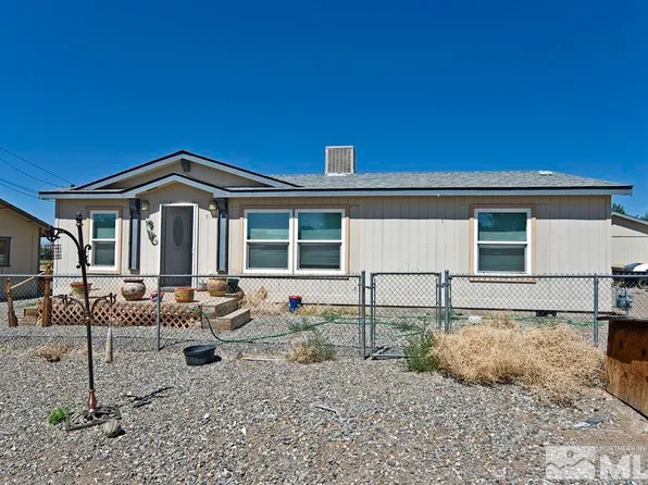 5145 Shoshone Dr, Silver Springs, NV 89429