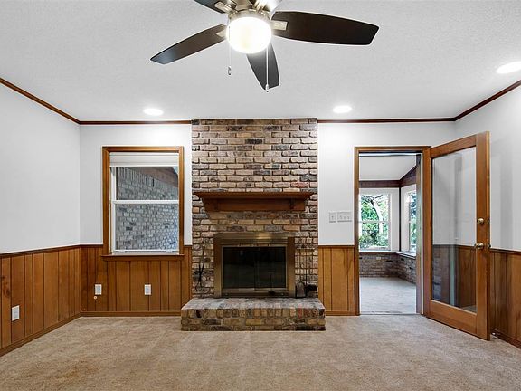 4th image of 3516 Wimbledon Dr