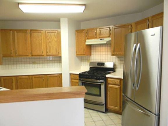 3rd image of 30W014 Juniper Ct